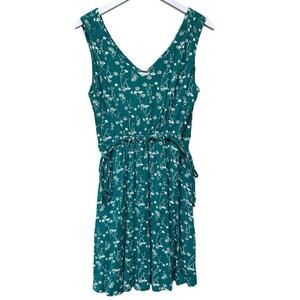 Size Medium Green White Floral Print Pockets Vacation Flowy Boho Fairy Dress